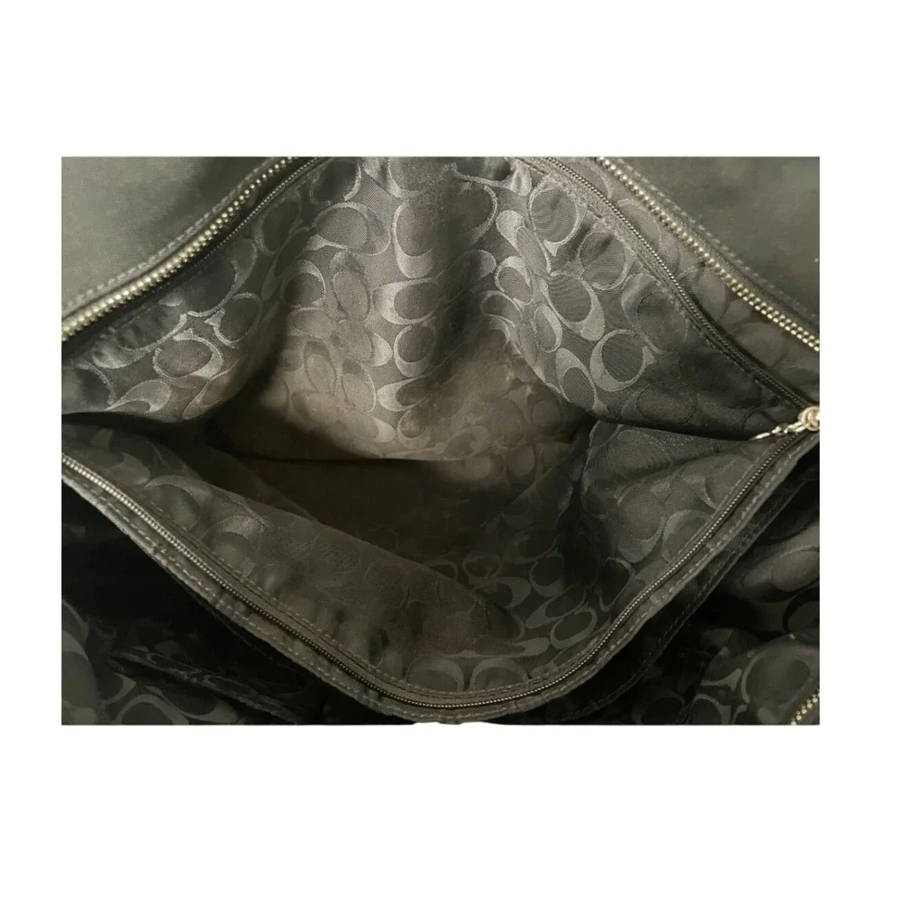 Coach Black Nylon Leather Trim Tote Bag Classic Style Zipper‎ Top